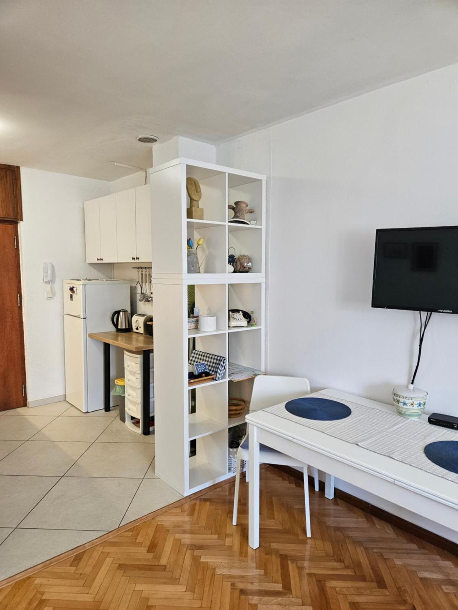 Beautiful Cozy Apartment Jug In Nice Neighbourhood. 스플리트 외부 사진